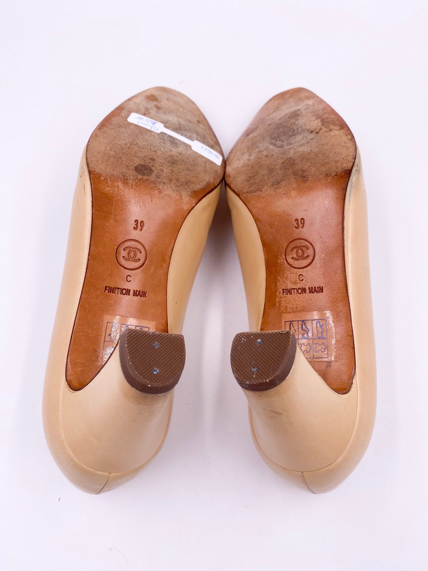 Chanel Pumps Off White With Off White Logo Toe