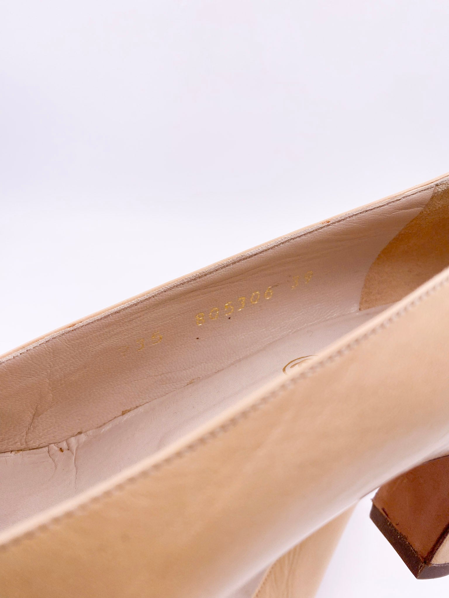 Chanel Pumps Off White With Off White Logo Toe - The Kit Vintage