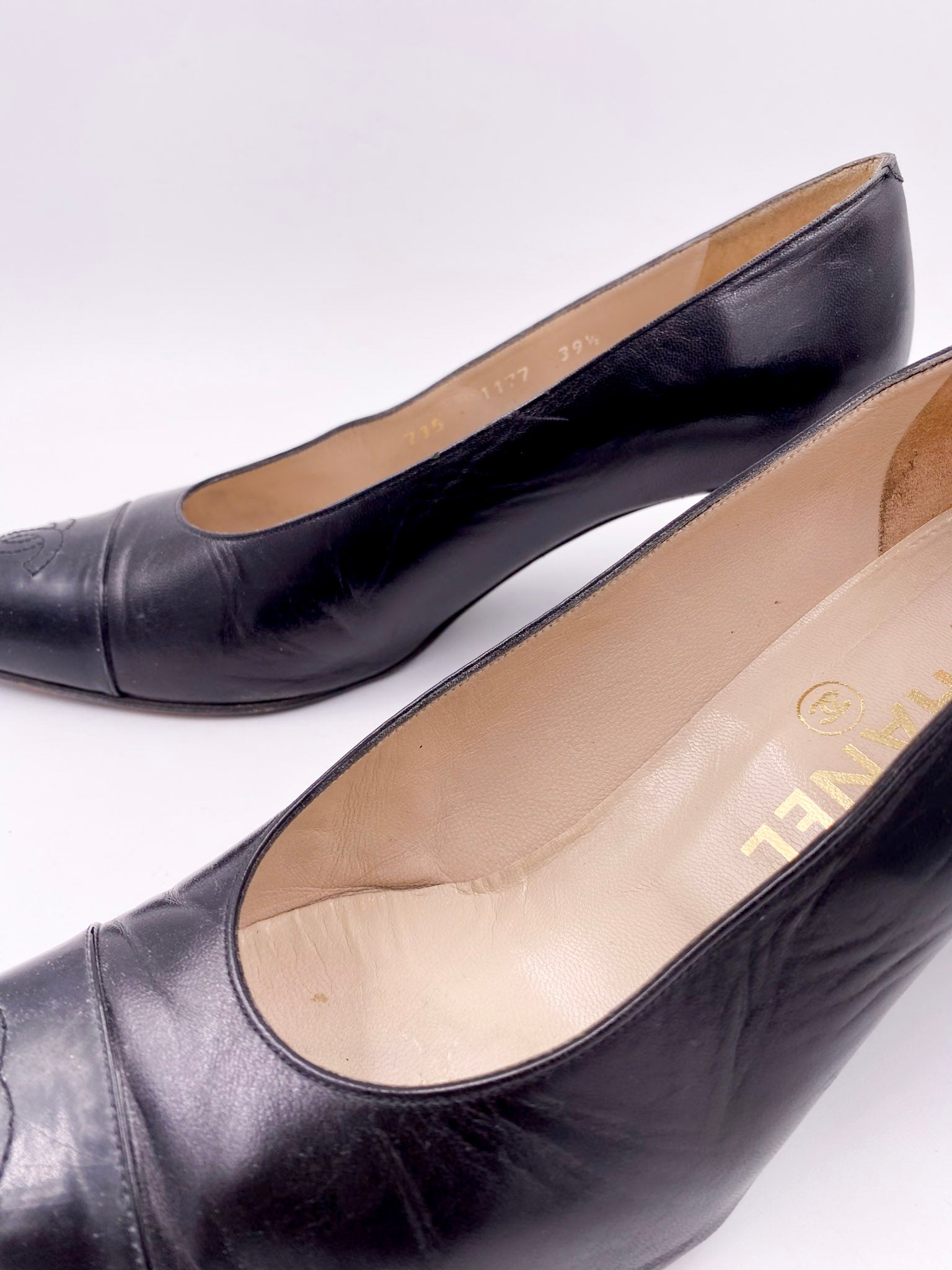 Chanel Pump Black with CC Toe - The Kit Vintage