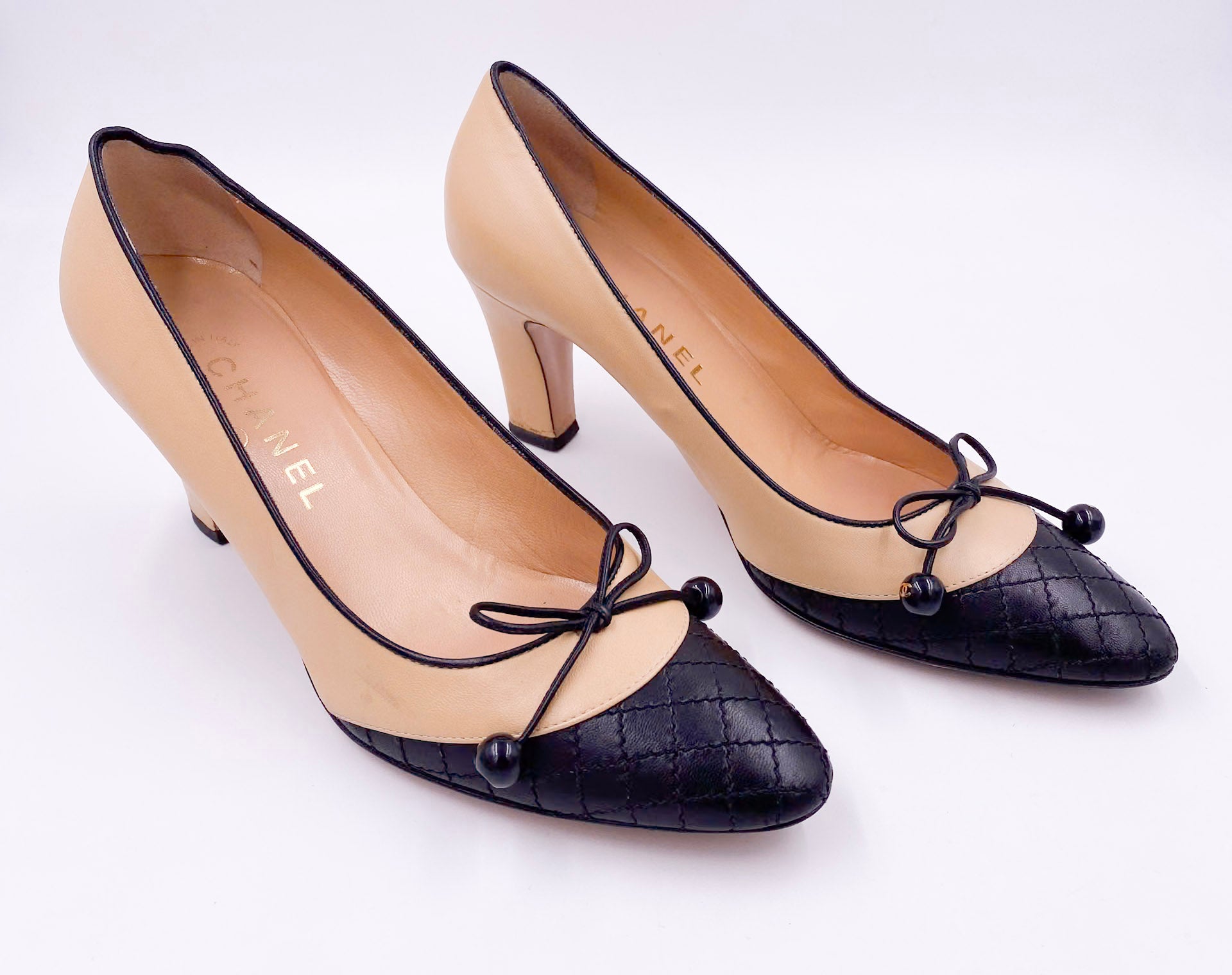 Chanel Beige Pump with Black Quilted Toe - The Kit Vintage