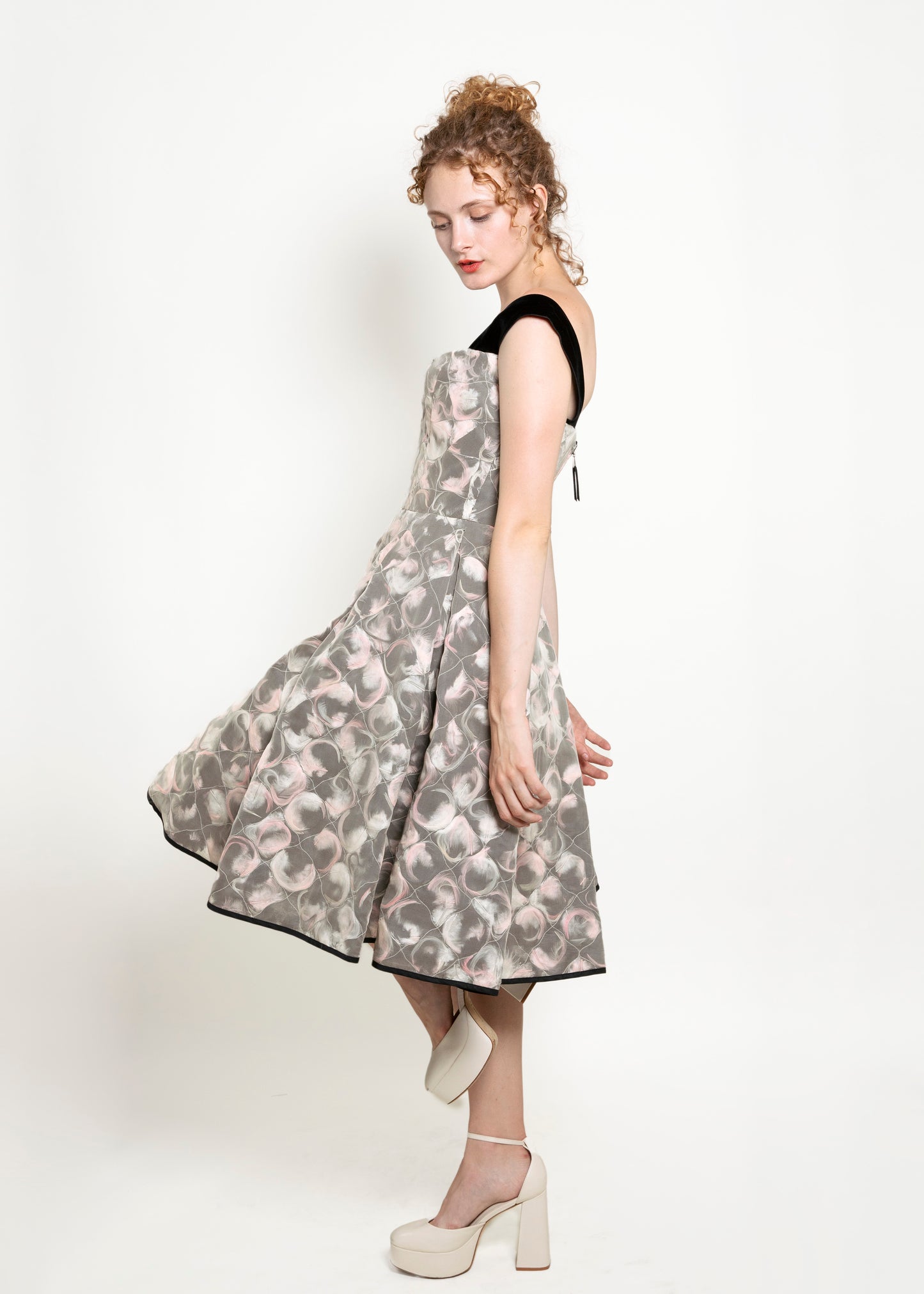 Louis Vuitton Fall 2010 Ivory , Pink & Black Feather Silk Quilted Cocktail Dress side view