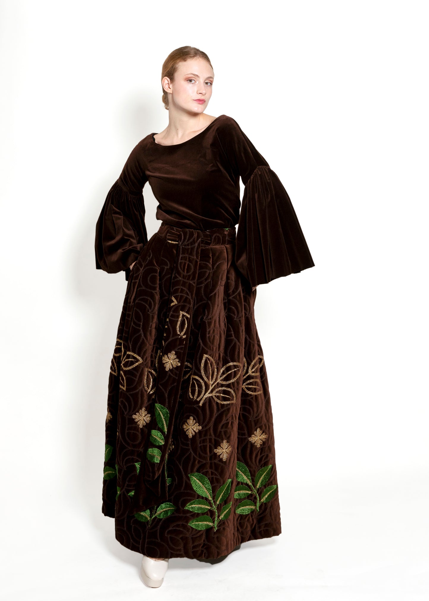 Adolfo 1969 Choc Brn Velvet Embroidered Skirt Set