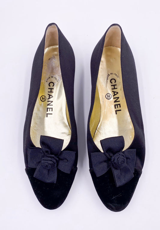 Chanel Black Bow Flats - The Kit Vintage
