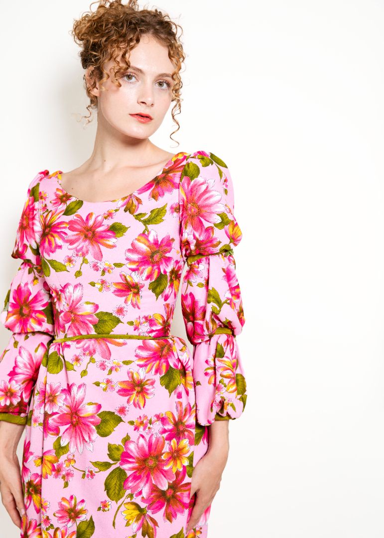 Vintage Pink Floral Ruched Sleeve Dress with Velvet Trim - The Kit Vintage