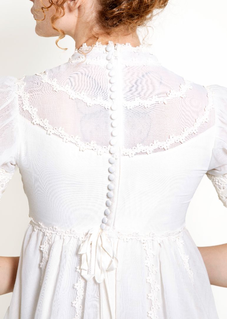 Vintage 1970's White Gown with Train back button close up
