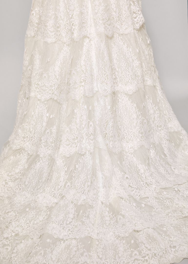 2014 Blumarine Sposa Strapless White Lace Ruffled Gown - The Kit Vintage