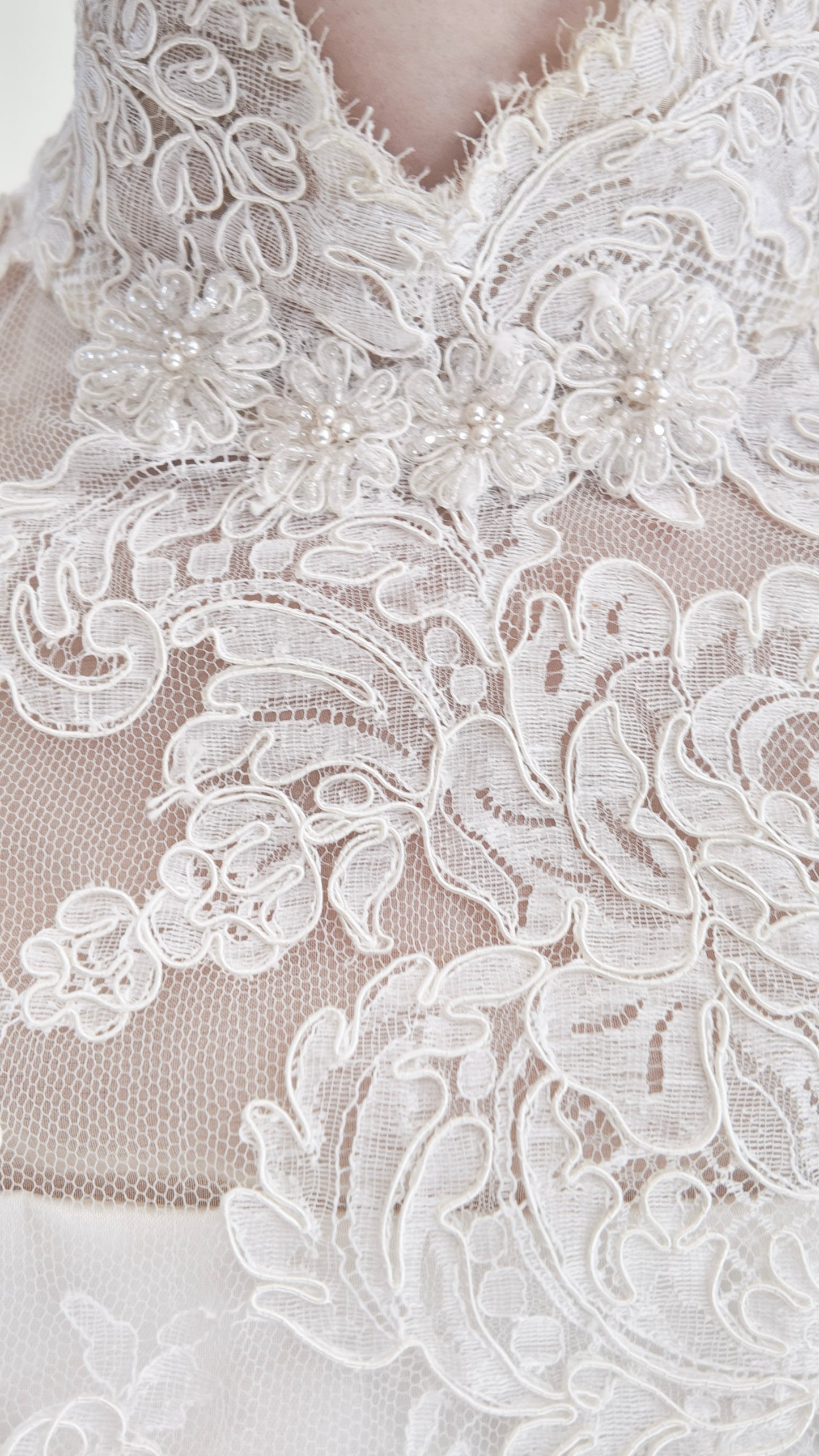 1960's Vintage Balloon Sleeve With Lace Wedding Gown