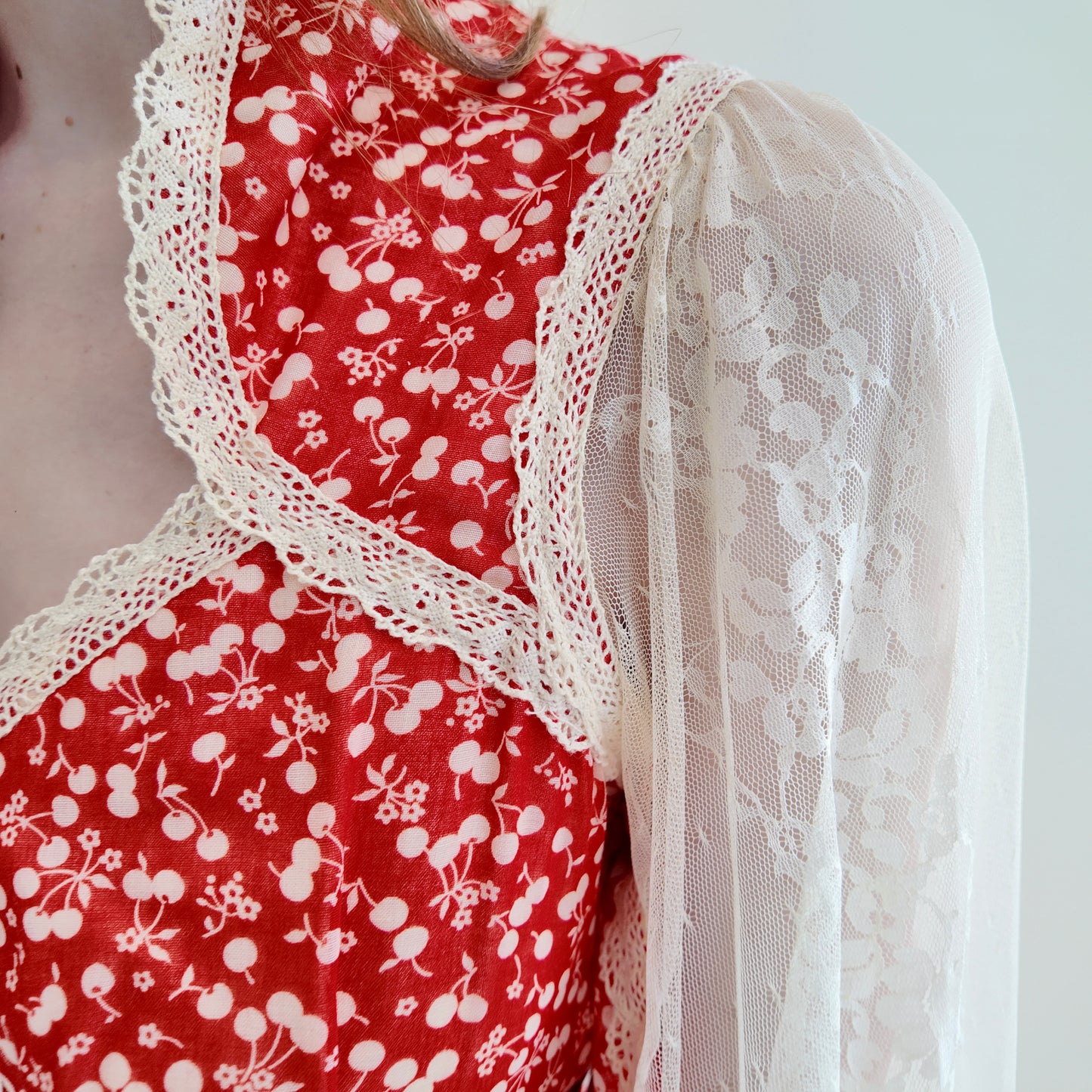Vintage Gunne Sax Red Cherry Print Lace Bell Sleeve Prairie Dress