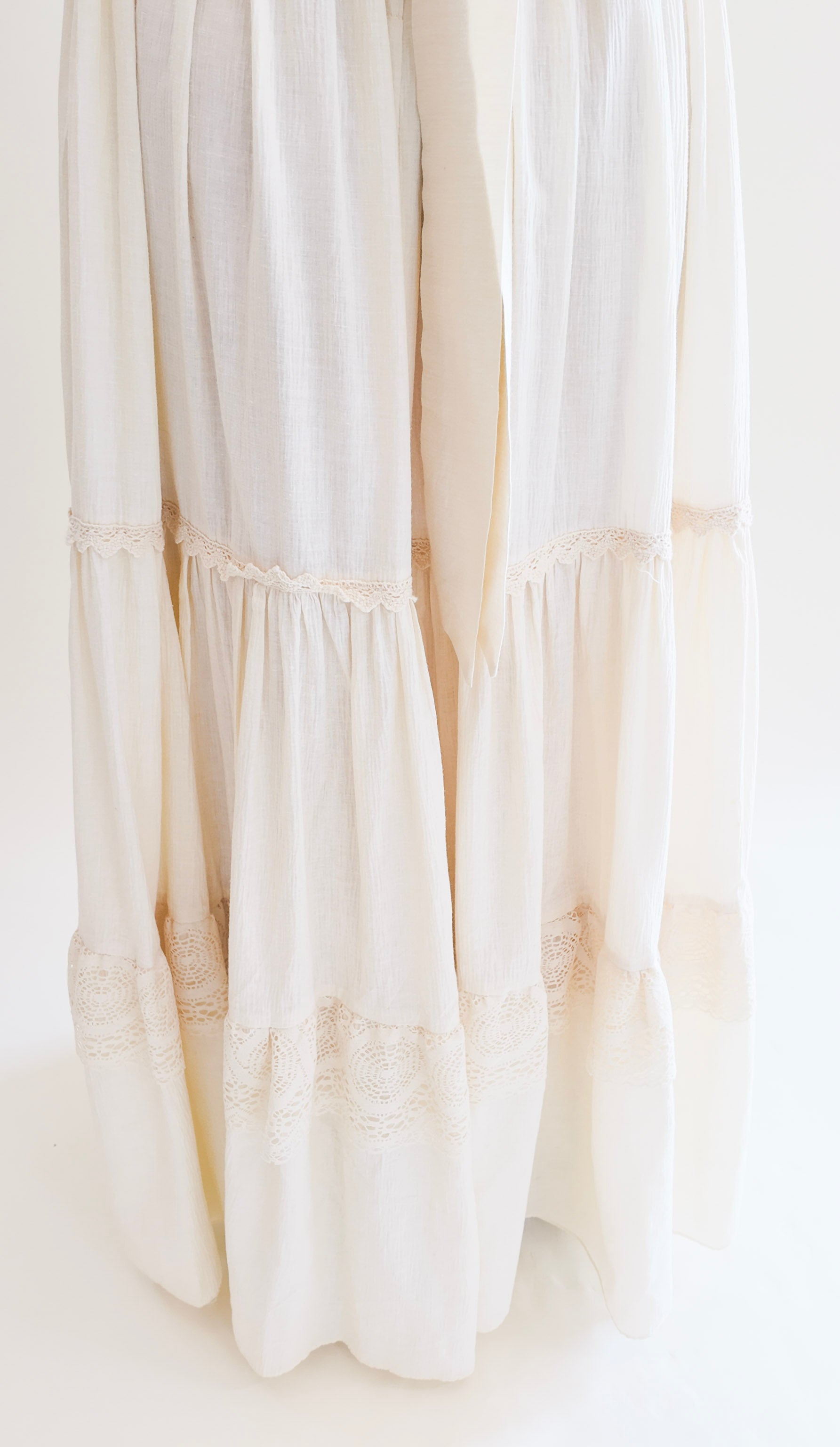 Vintage Gunne Sax White Corset Long Balloon Sleeve Dress with Lace - The Kit Vintage