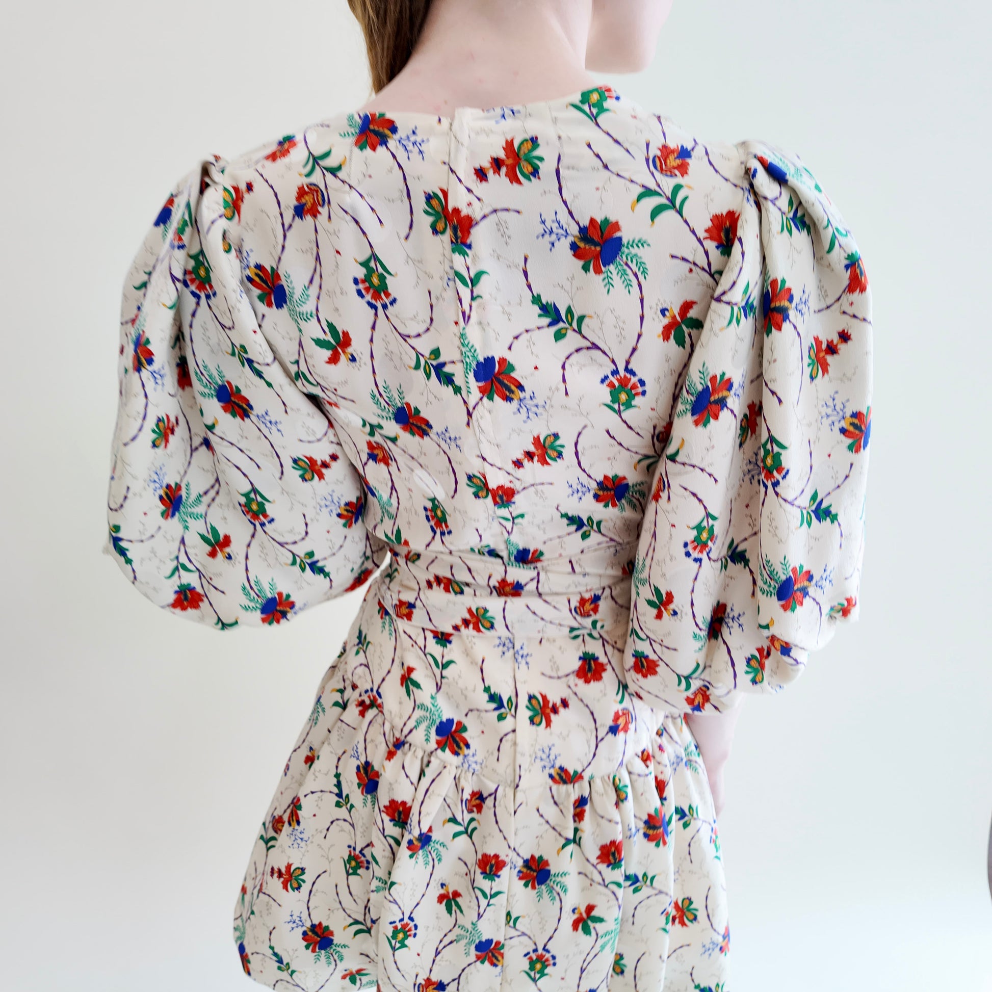 Oscar De La Renta Beige Floral Print Belted Mini Dress - The Kit Vintage