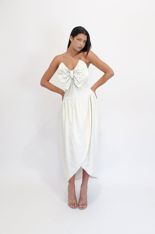 Nina Ricci White Silk Dress with Front Bow - The Kit Vintage