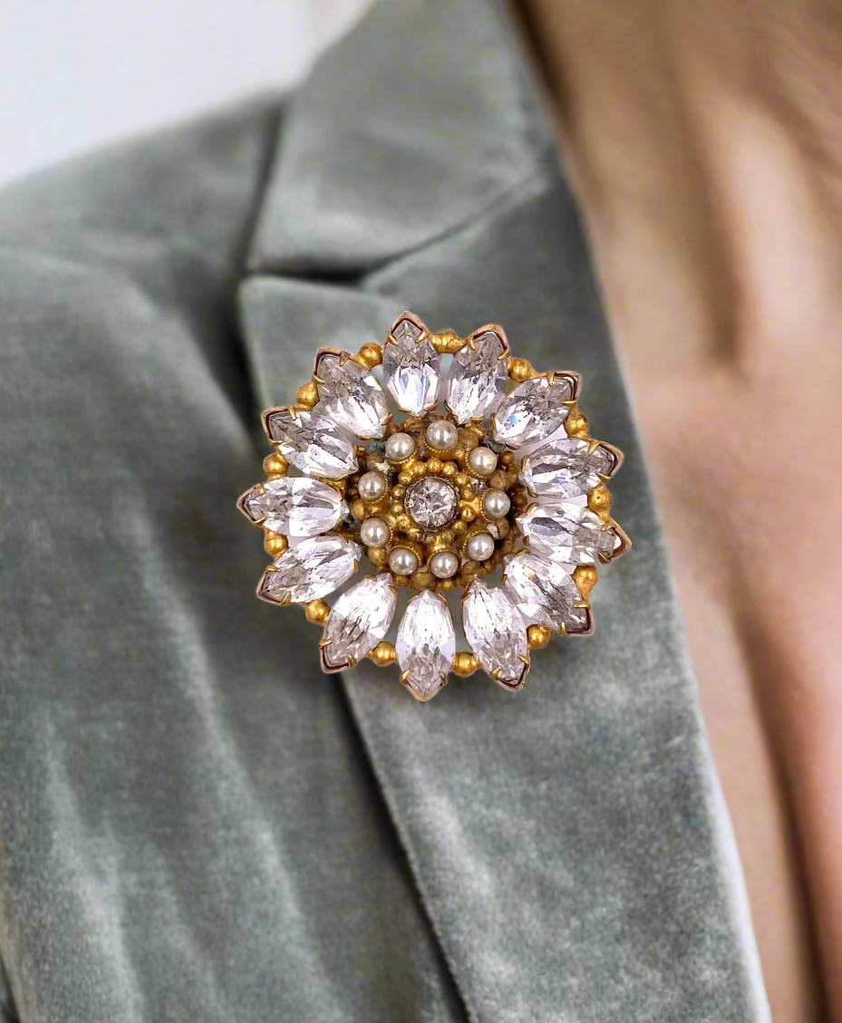 Medium Rhinestone Flower Clip/Brooch - The Kit Vintage