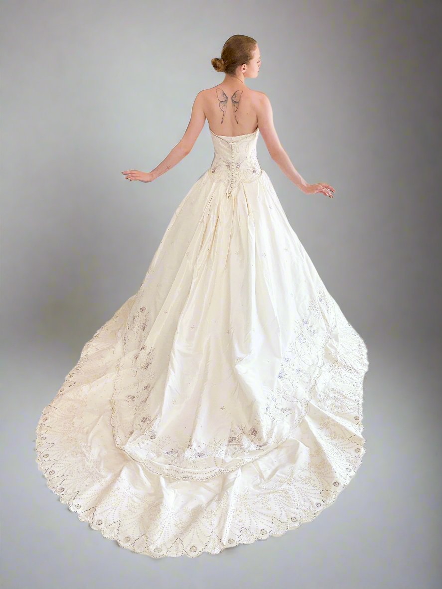 Try On and Purchase by Appointment Only - Carolina Herrera 2008-2010 Couture Strapless Embroidered Gown with Train - The Kit Vintage