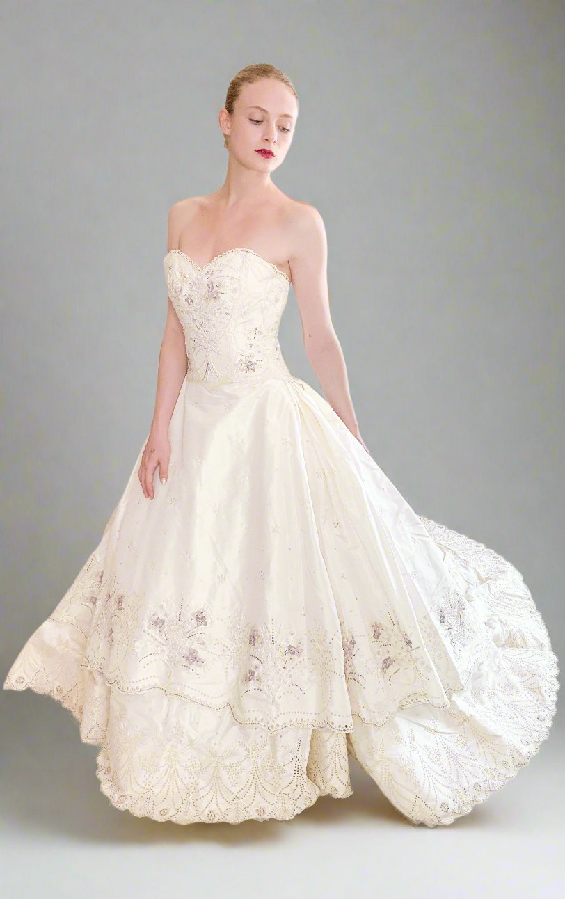 Try On and Purchase by Appointment Only - Carolina Herrera 2008-2010 Couture Strapless Embroidered Gown with Train - The Kit Vintage