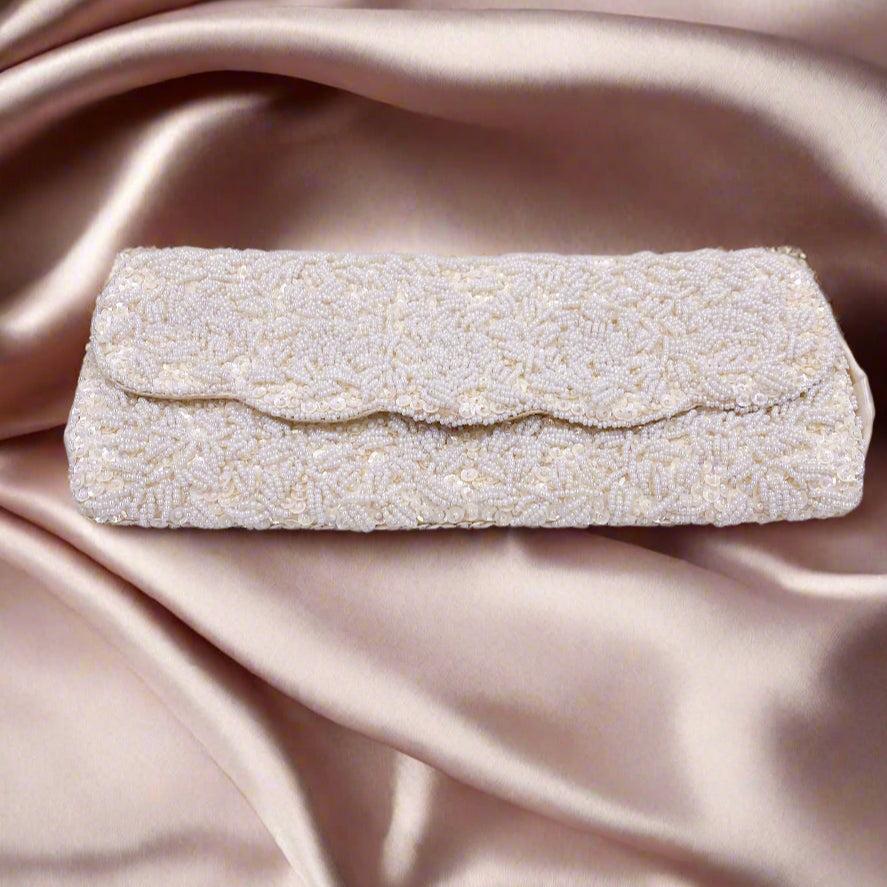 La Regale Vintage Handmade White Beaded & Sequin Clutch - The Kit Vintage