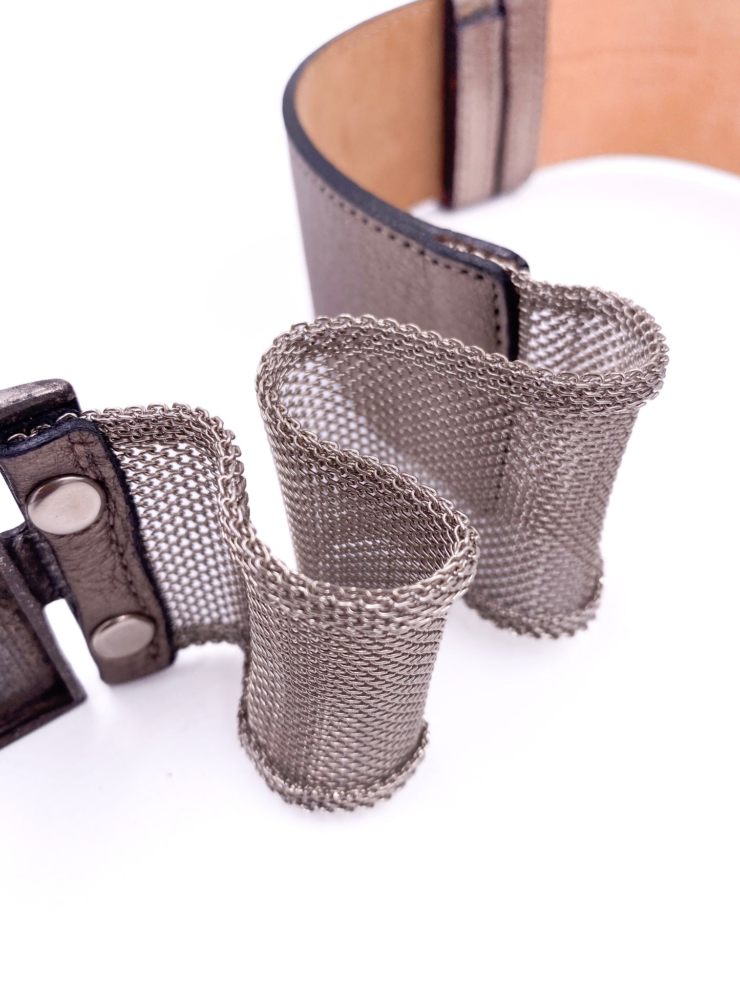 Streets Ahead Silver Leather and Metal Mesh Belt