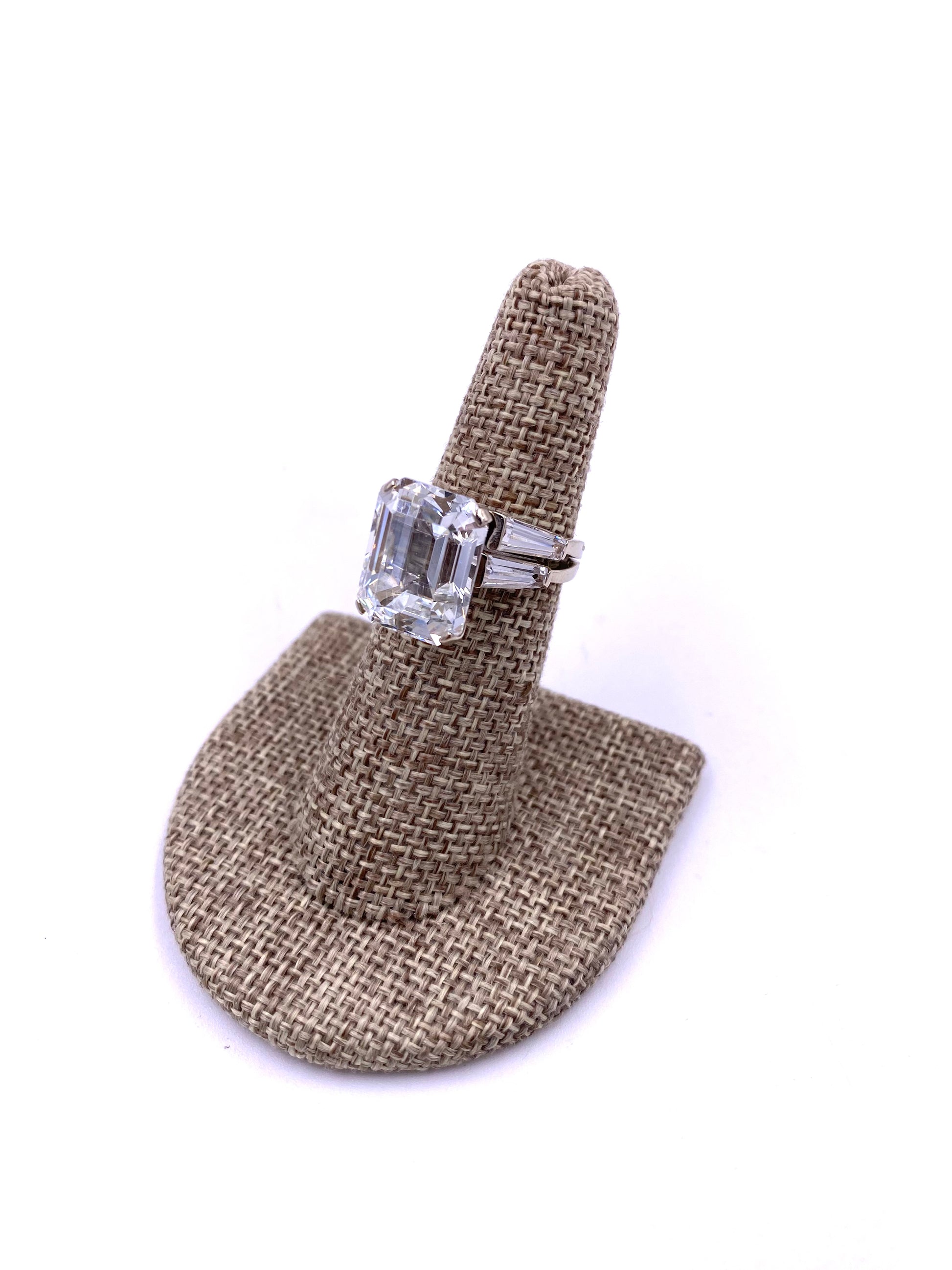 Vintage 14K Gold Band with Cubic Zirconia Cocktail Ring - The Kit Vintage