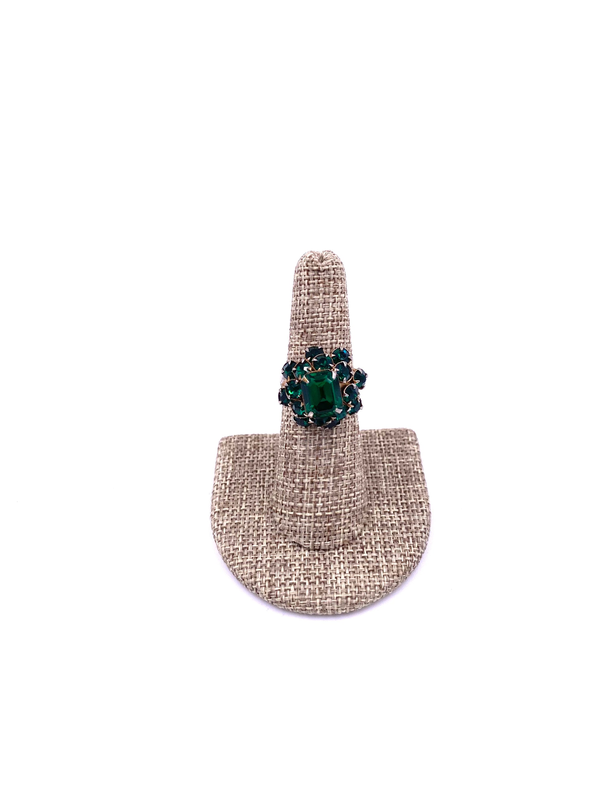 Emerald Cluster dome ring - The Kit Vintage