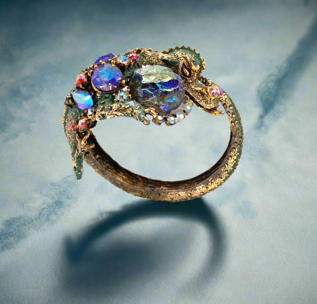 Vintage HAR Dragon Bracelet 1959 - The Kit Vintage
