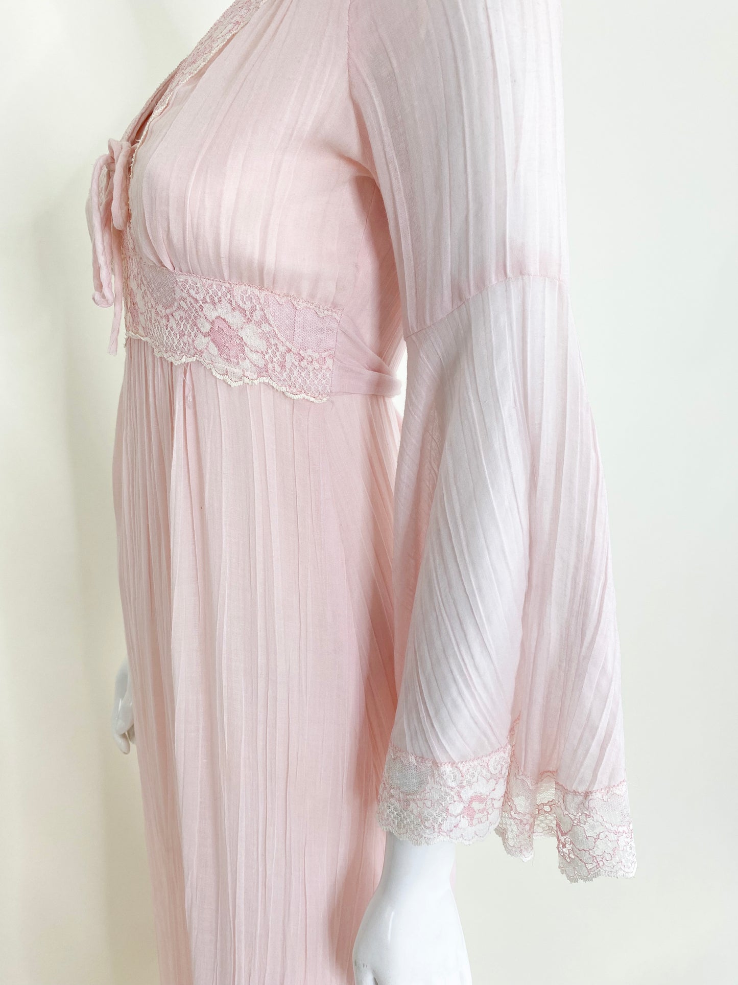 1970's Vintage Pink Prairie Bell Sleeve Dress
