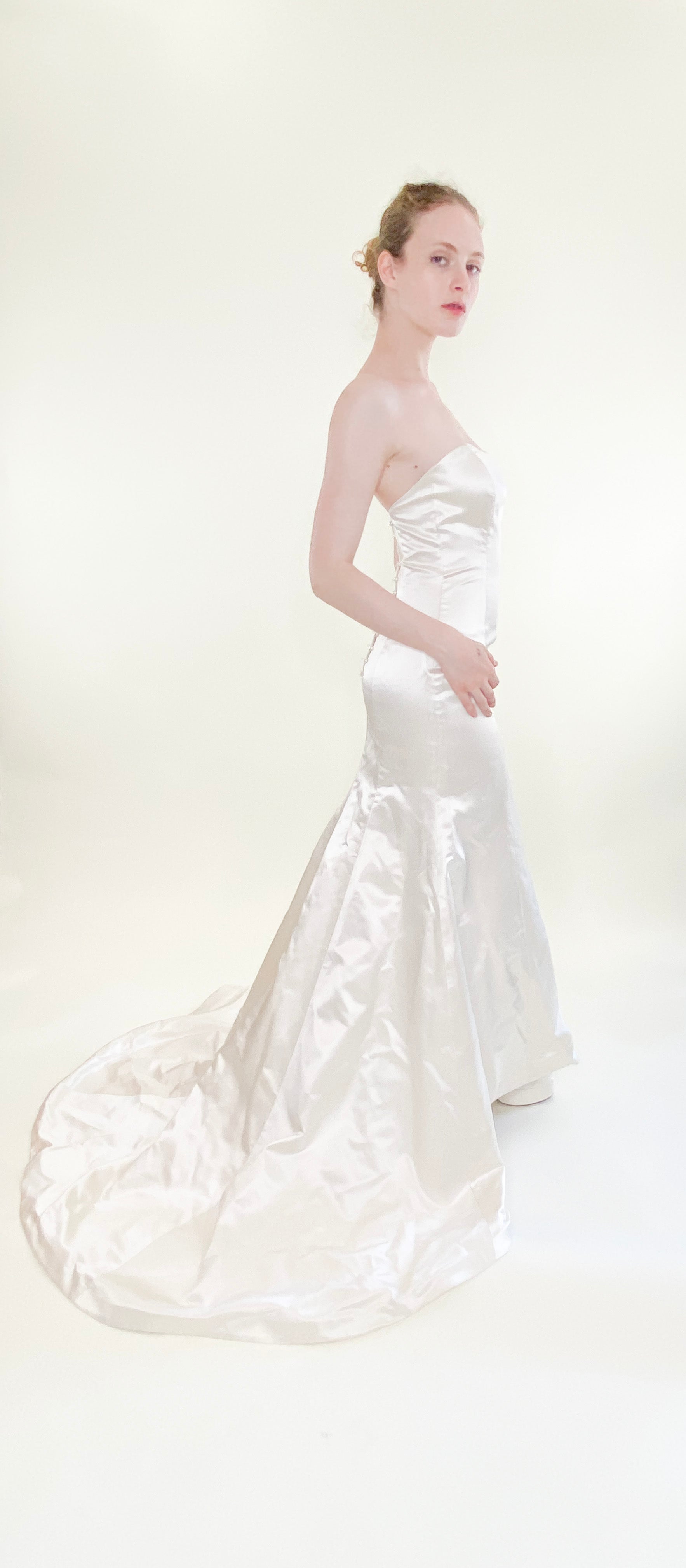 Vintage Monique Lhuillier Strapless Wedding Gown, 2006 - The Kit Vintage