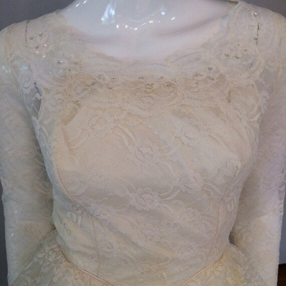 Vintage 1950's Tulle and Lace Wedding Dress/Cocktail Length 50s Wedding Dress - The Kit Vintage