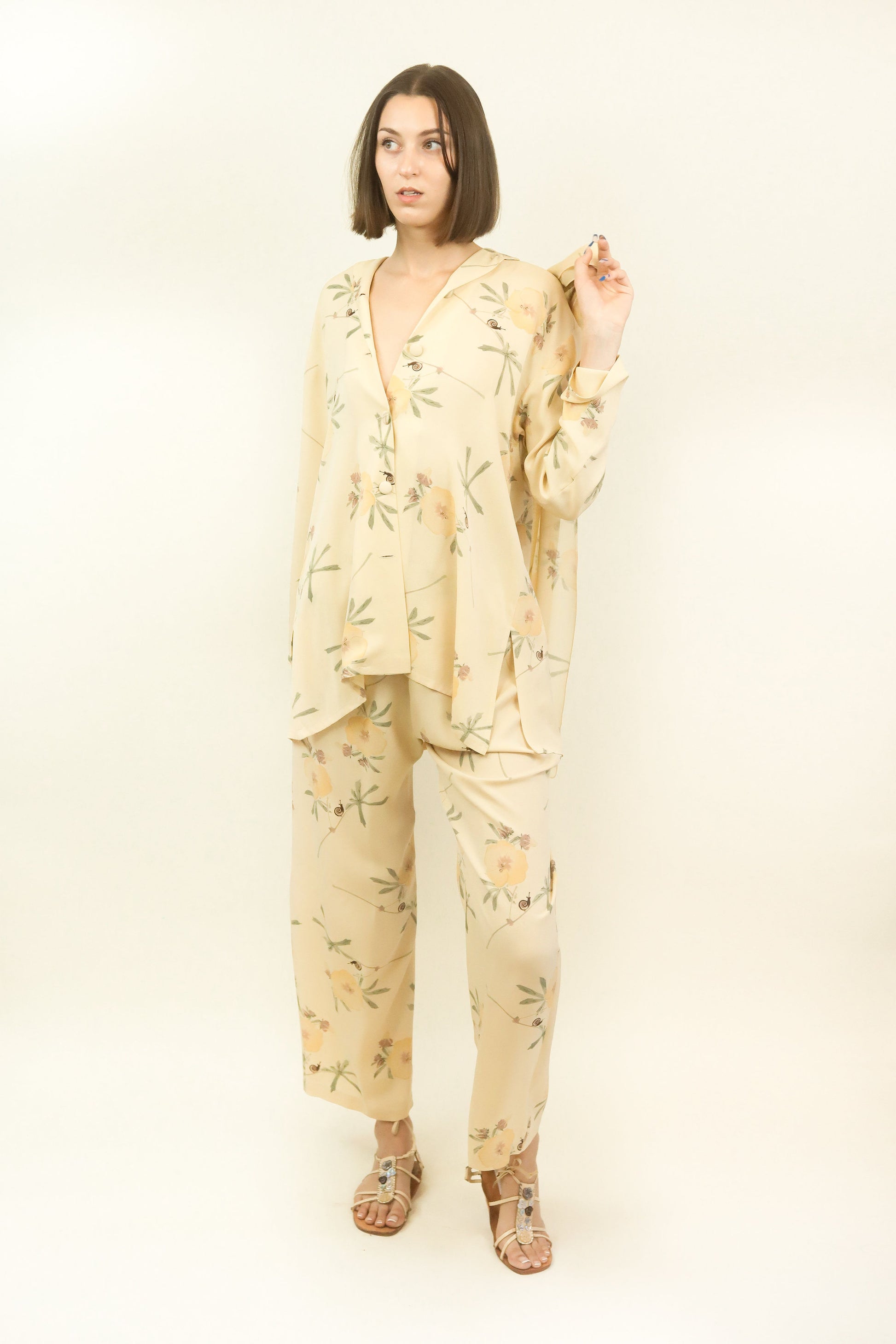 Harari Silk Floral Pant Ensemble - The Kit Vintage