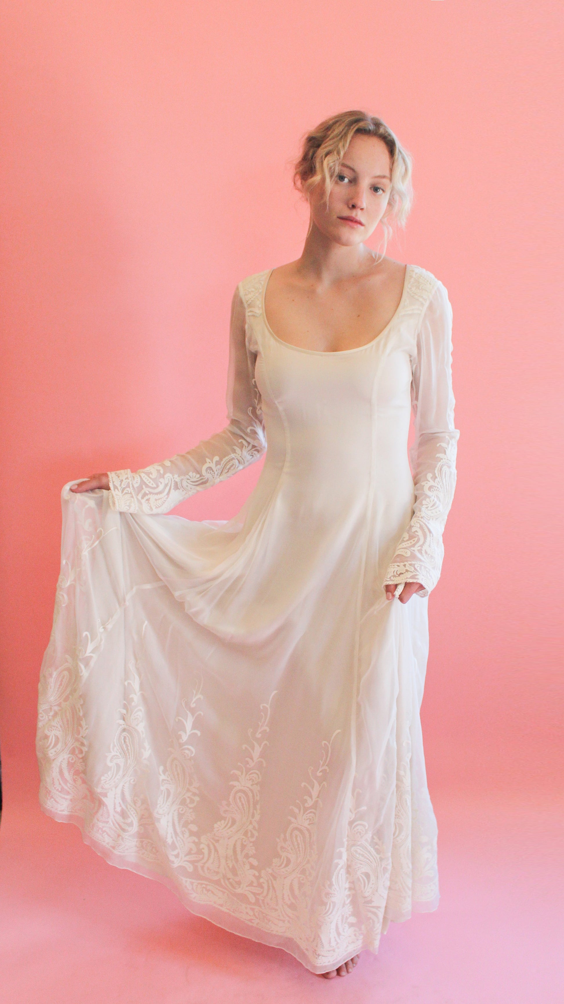 Jane Booke Embroidered White Gown - The Kit Vintage