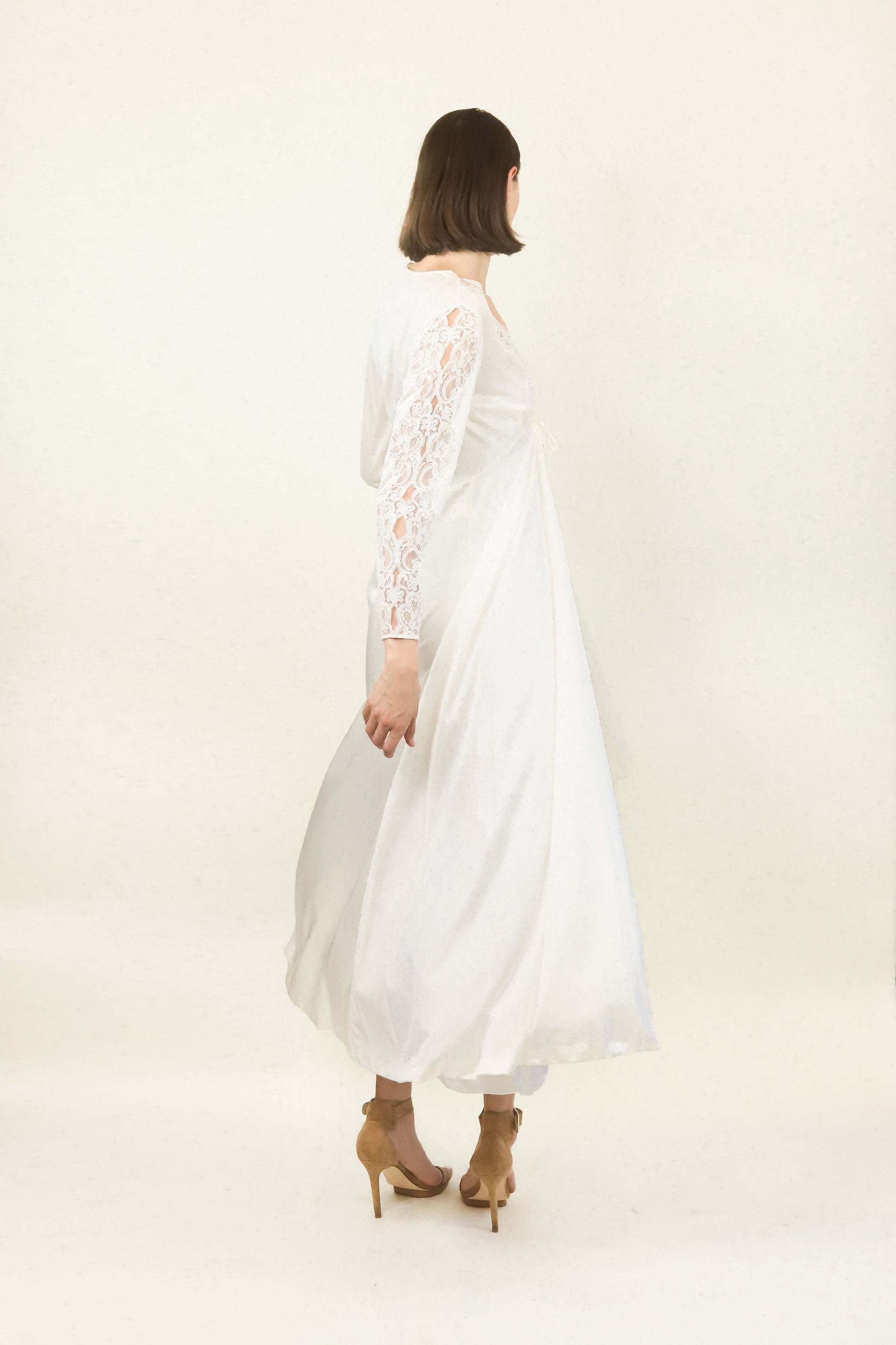 Lily of France Nightgown and Robe Set - The Kit Vintage