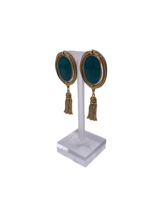 Green Stone Tassel Earring - The Kit Vintage