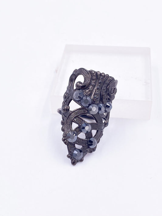 Elongated Crystal Ring - The Kit Vintage