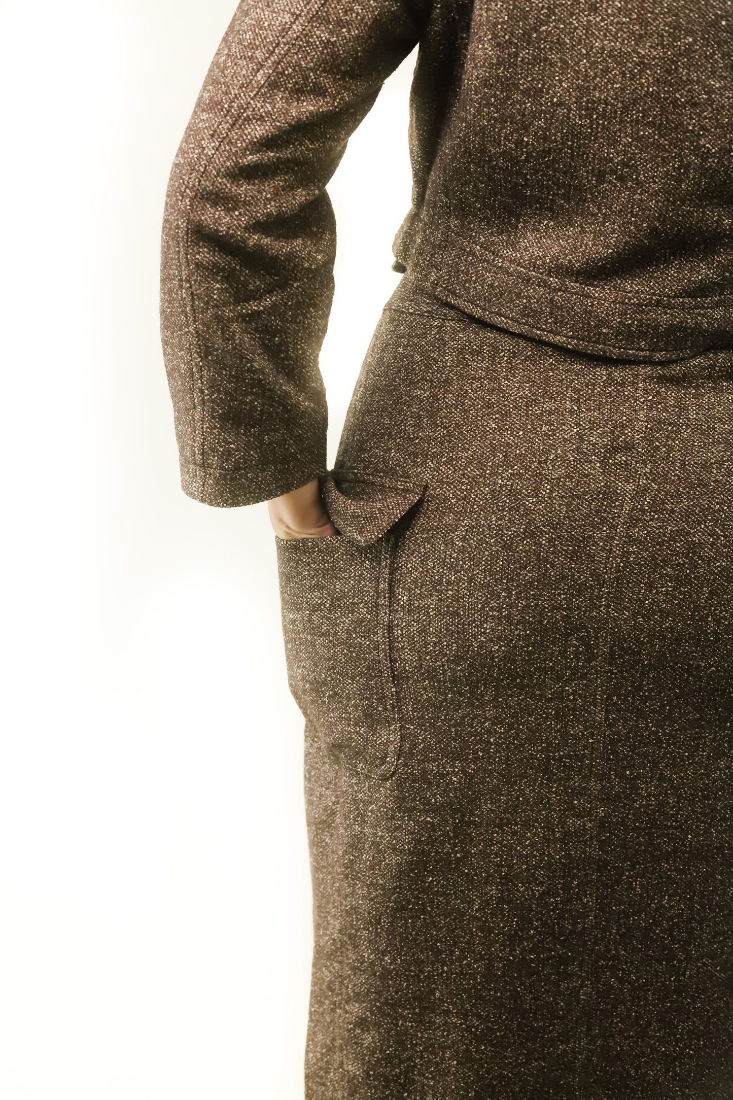 Mondi Wool Suit with Faux Fur Collar