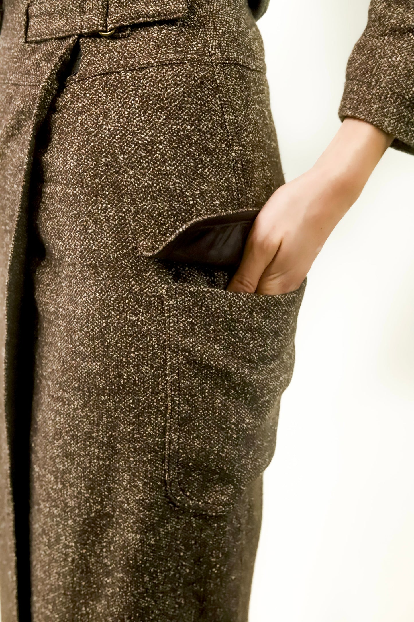 Mondi Wool Suit with Faux Fur Collar