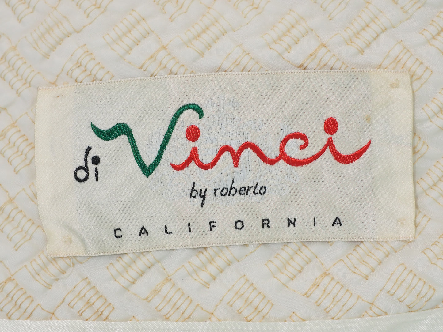 1960's Di Vinci White Coat w/ Rinestone
