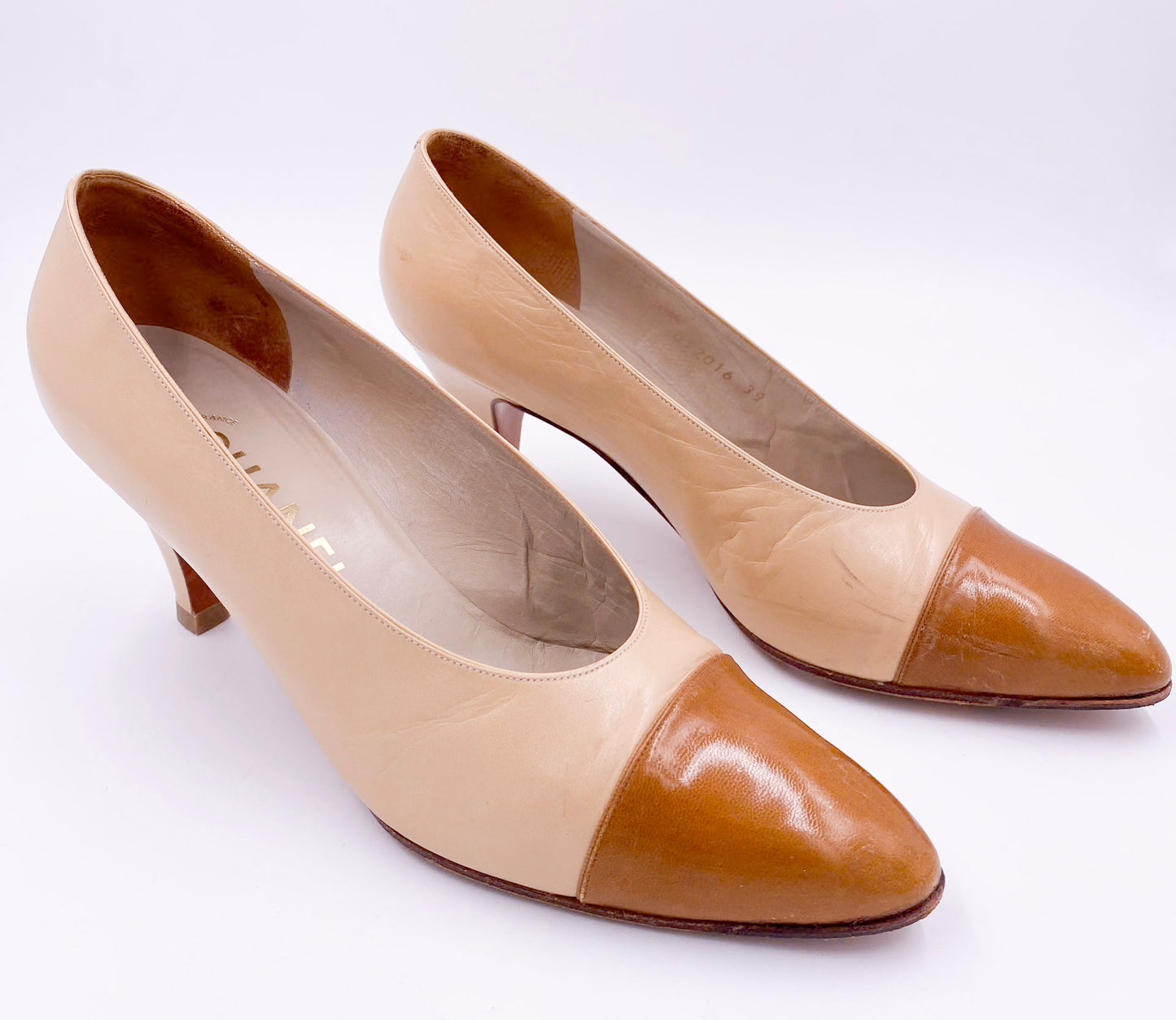 Chanel Pumps Beige With Brown Leather Toe