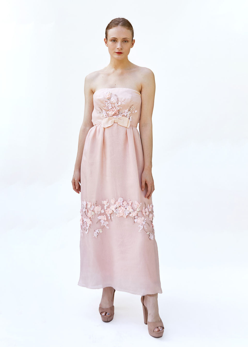 Helena Barbieri 1964 Pale Pink Bow Front Floral Ornamented Strapless Gown