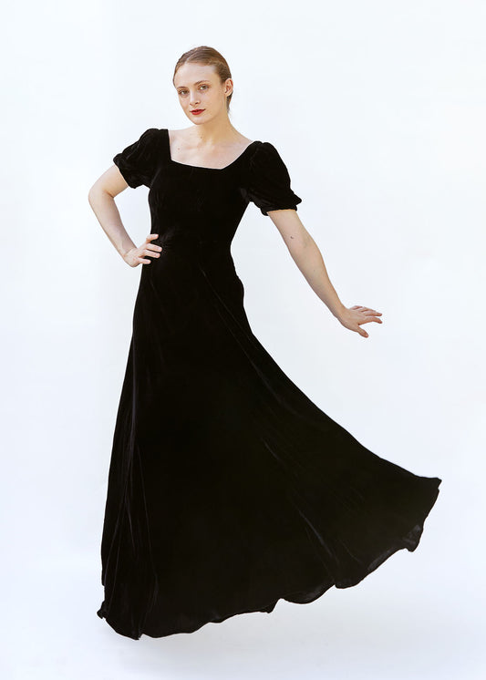 1930's Vintage Black Velvet Gown