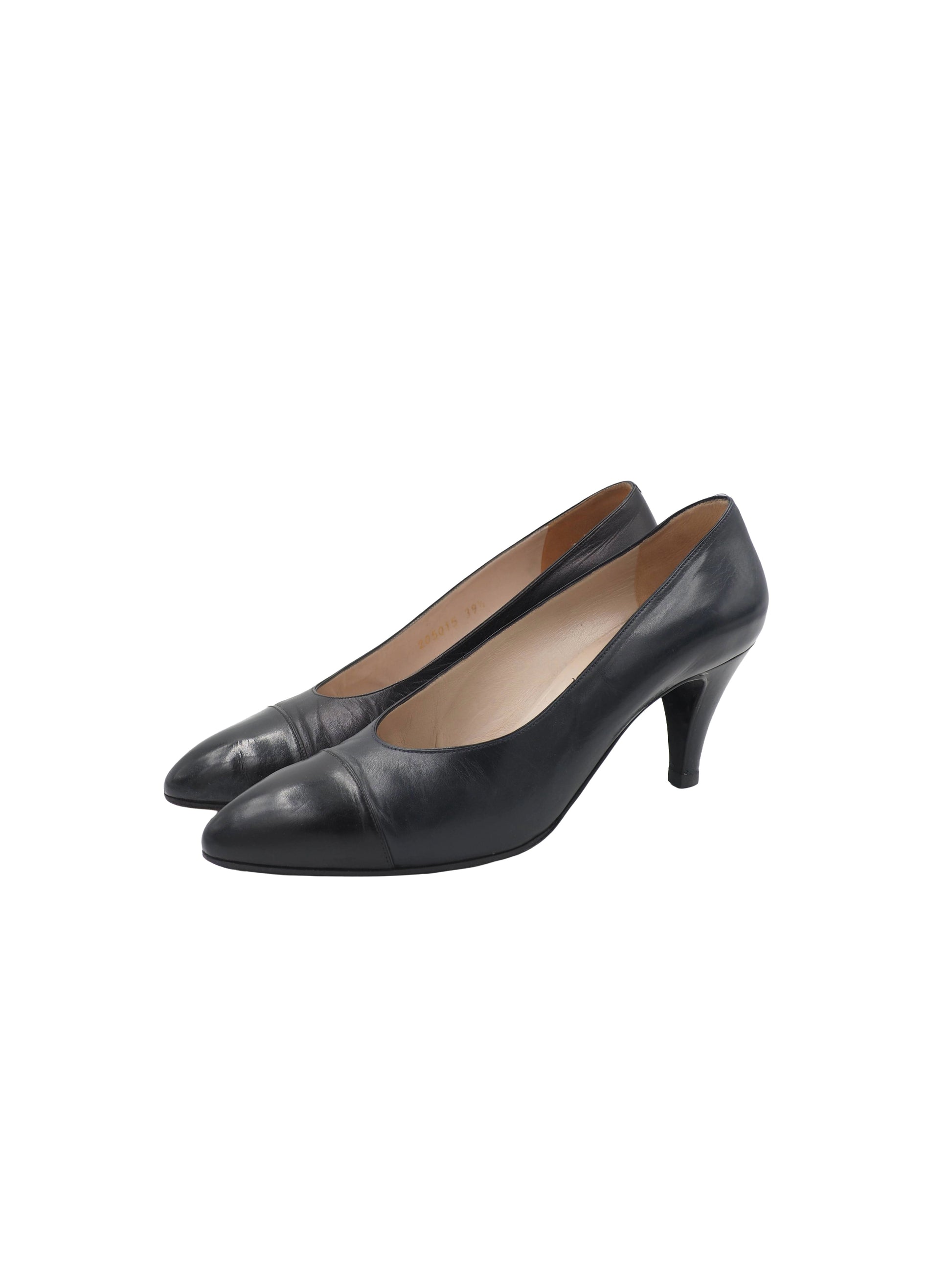 Chanel Spectator Pumps With Black Leather Toe