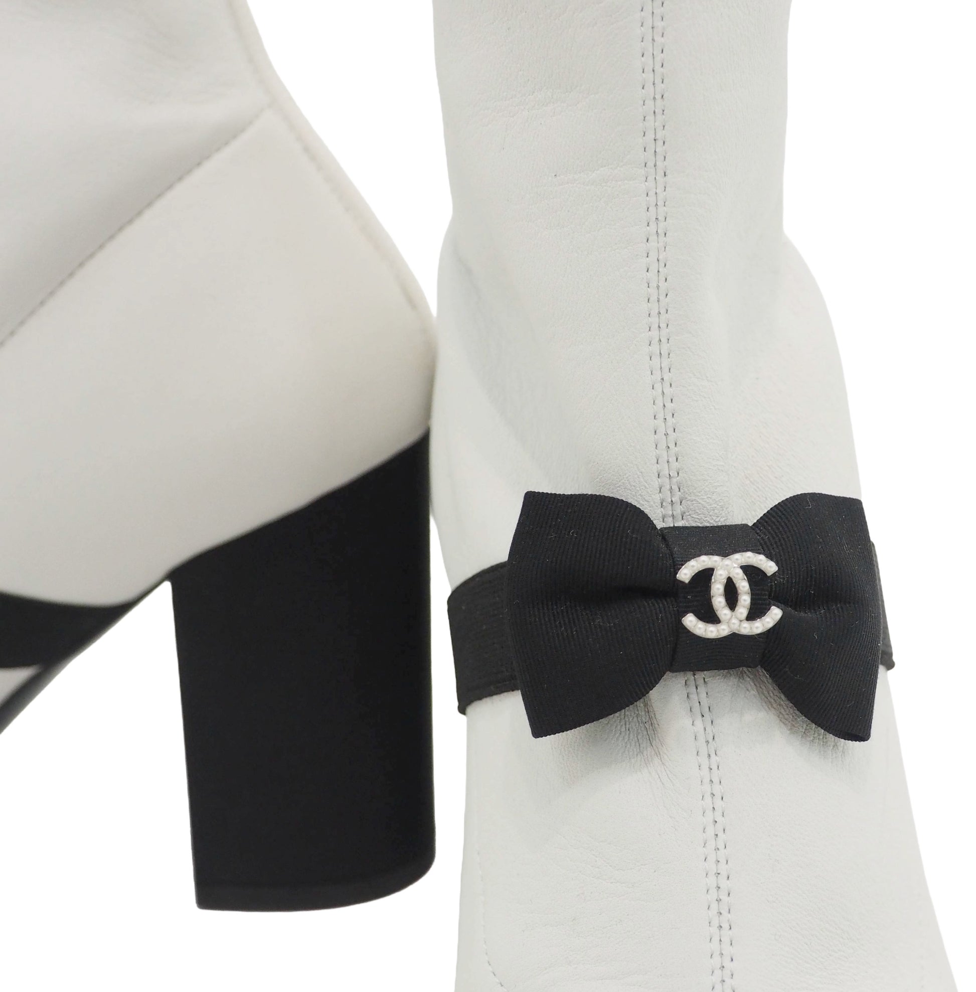 Chanel W Leather Boots W Bow
