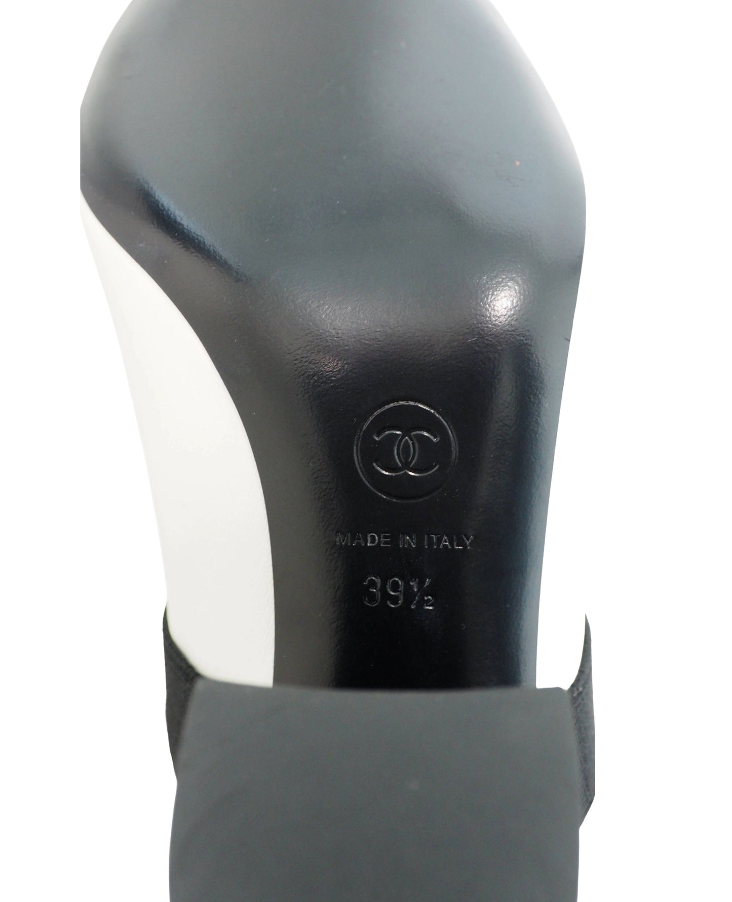 Chanel W Leather Boots With Bow