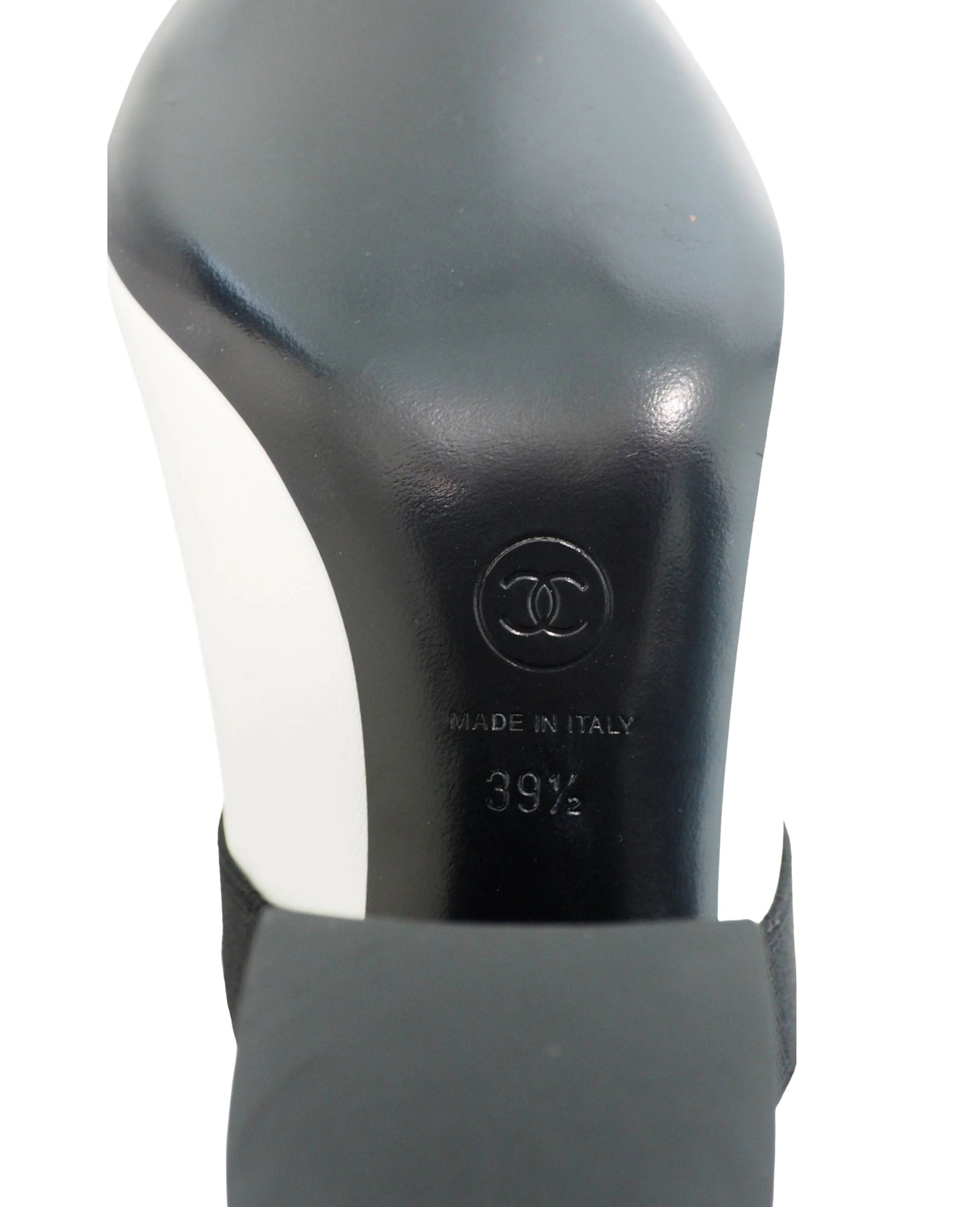 Chanel W Leather Boots With Bow