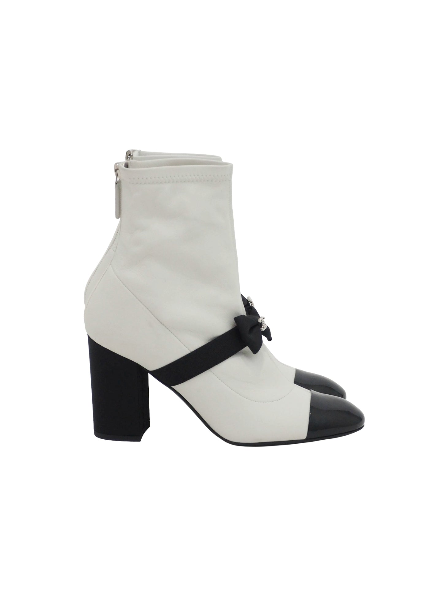 Chanel White Leather Boots With Patent Toe 