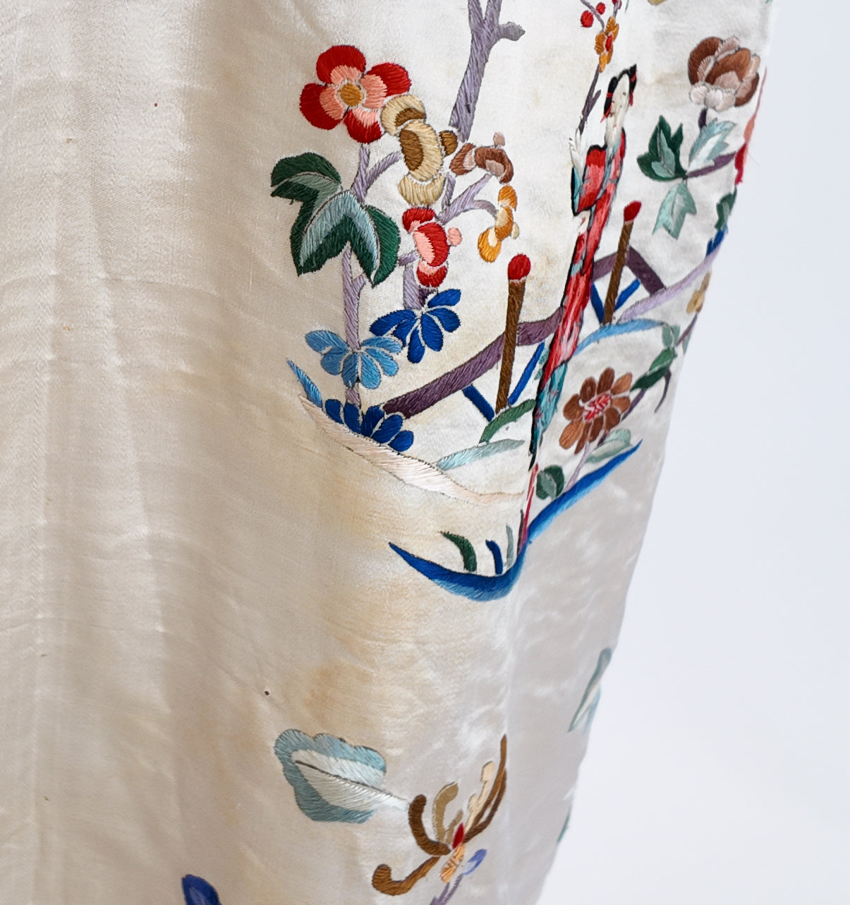 Vintage Beige Silk Embroidered Japanese Kimono Coat