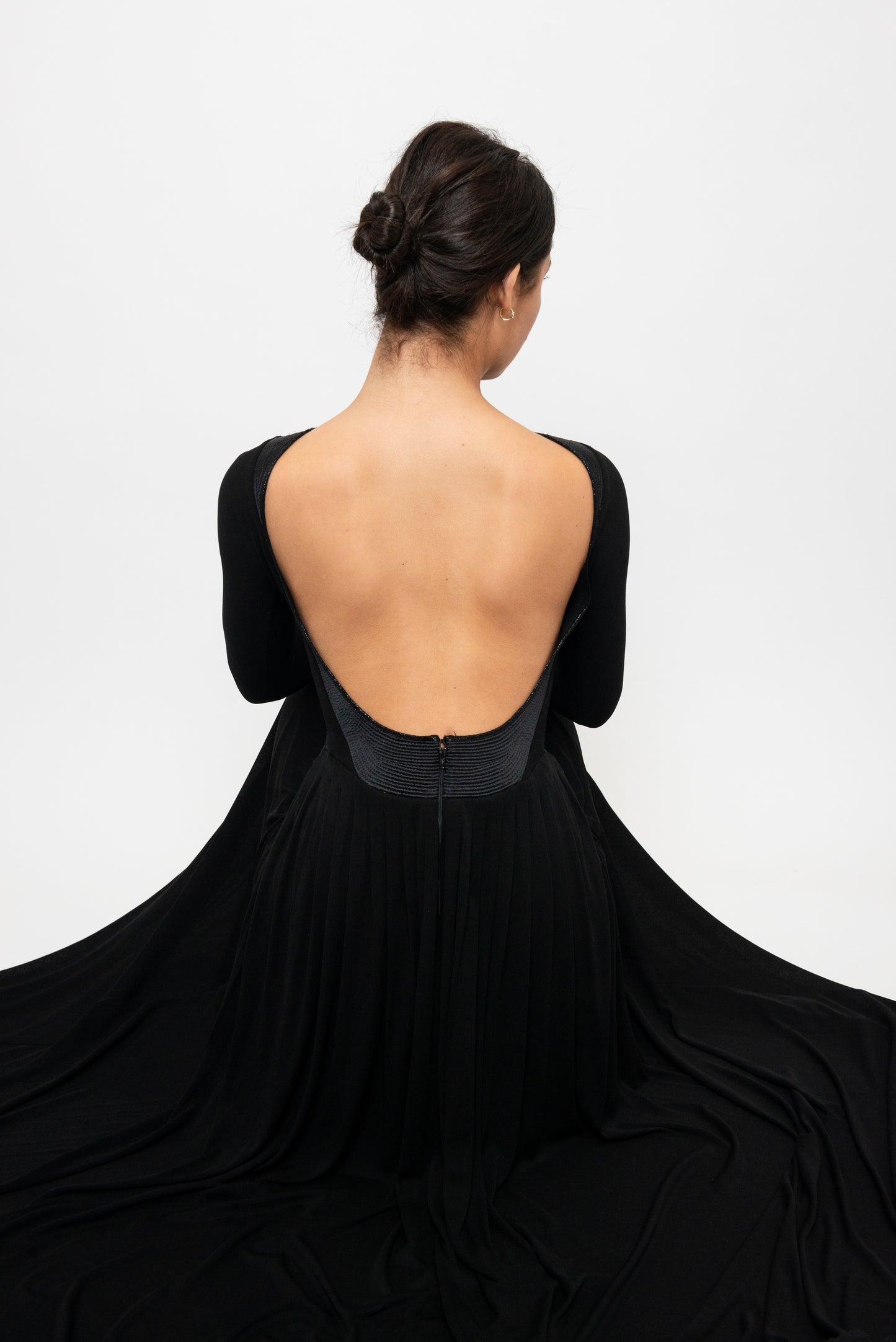 Geoffrey Beene Fall/ Winter 1991 Black Jersey Open Back Evening Gown