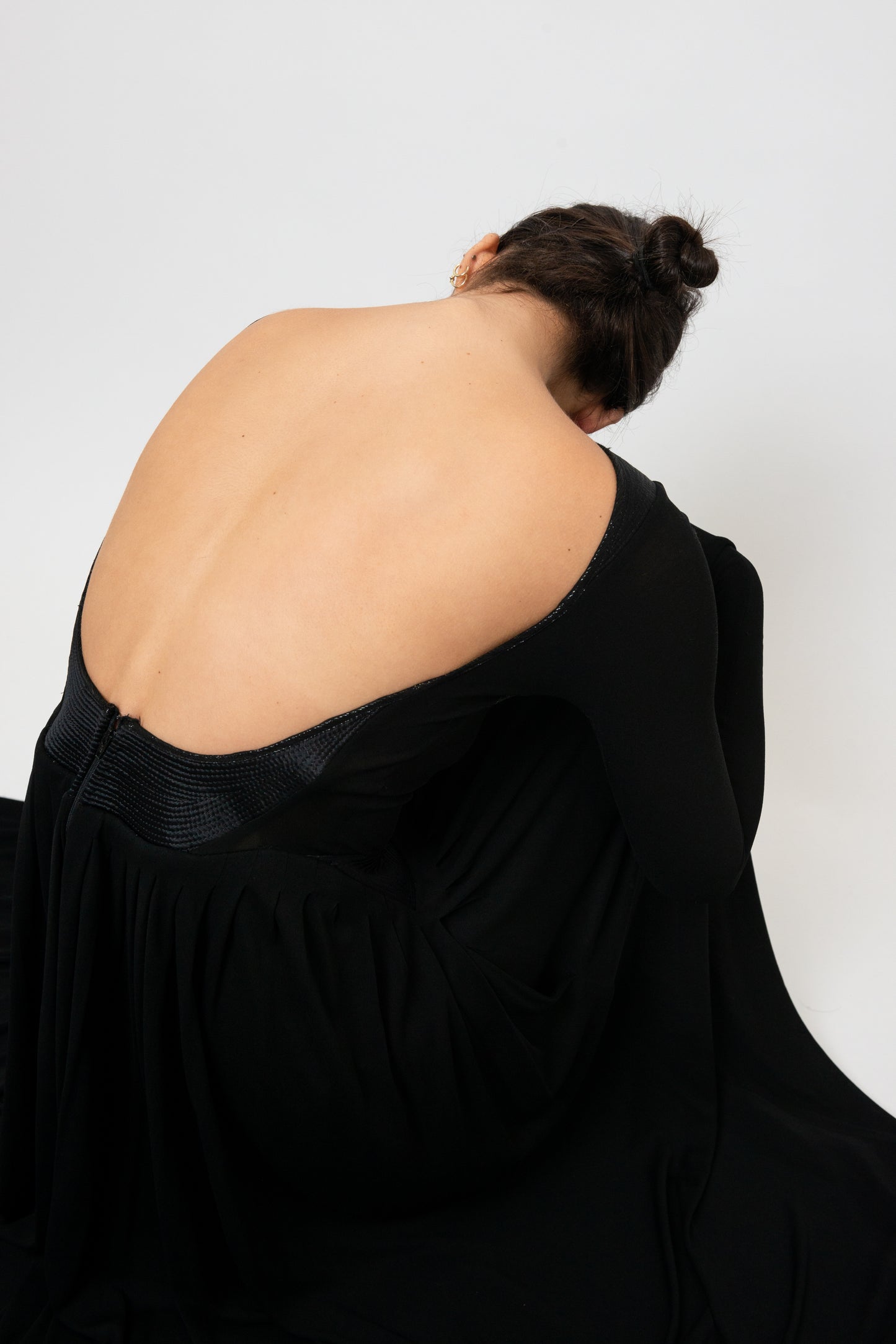 Geoffrey Beene Fall/ Winter 1991 Black Jersey Open Back Evening Gown