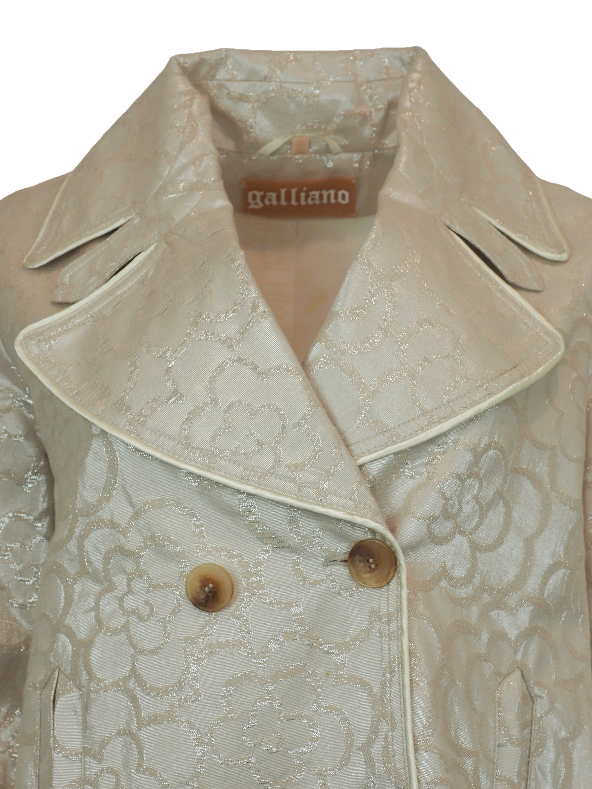 A vintage John galliano 2010 cropped double-breasted jacket in a white light beige jacquard fabric with a subtle floral pattern, featuring notched lapels and four brown buttons