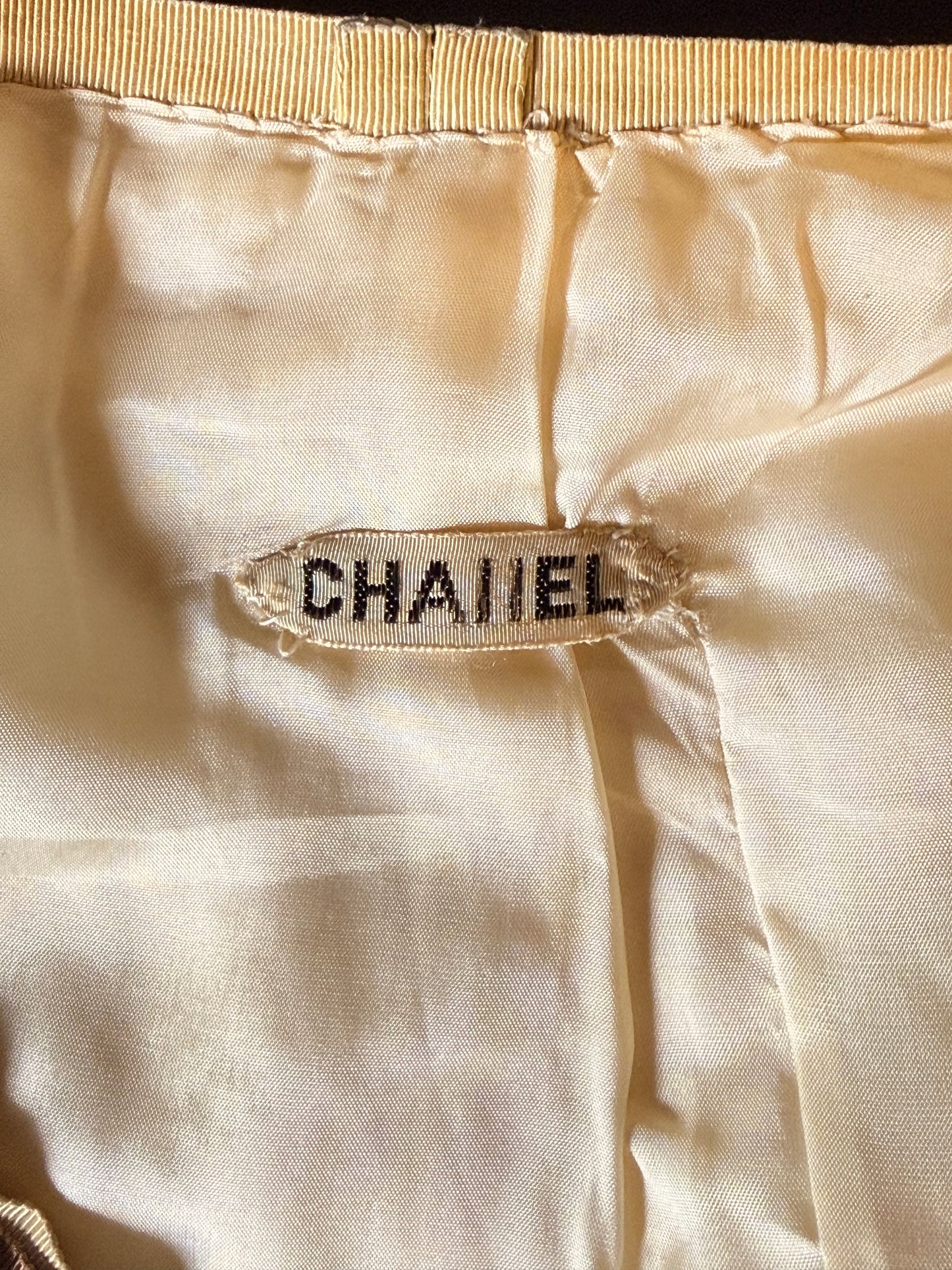 Chanel Couture Cream Tweed Suit With Ribbon Trim