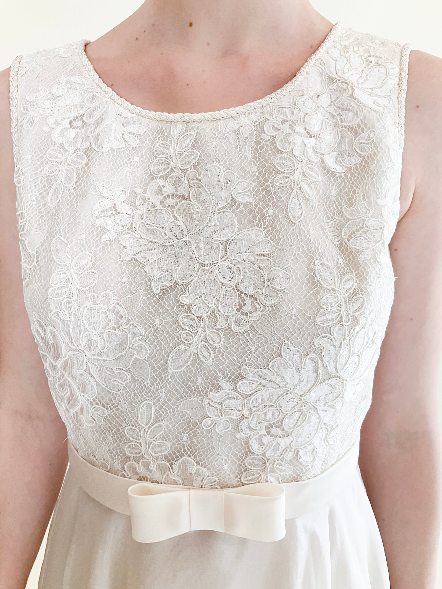 Dolce & Gabbana White 1990's Lace & Silk with Bow Dress