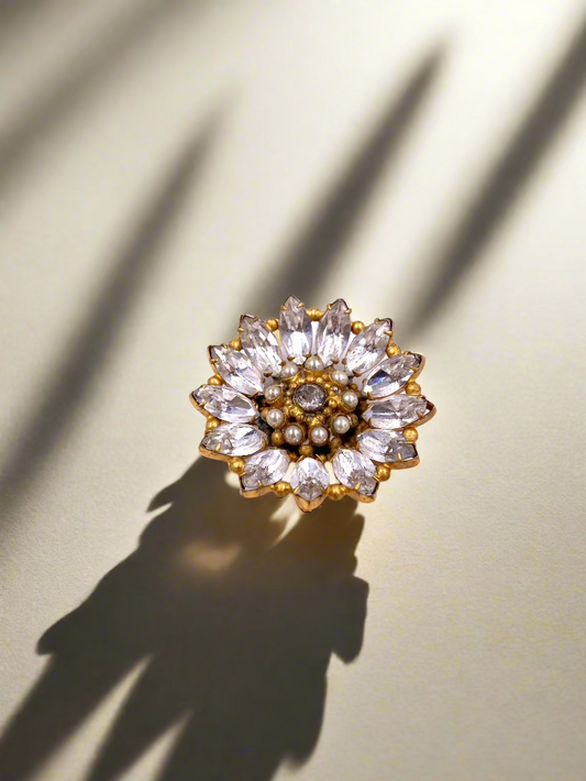 Medium Rhinestone Flower Clip/Brooch - The Kit Vintage