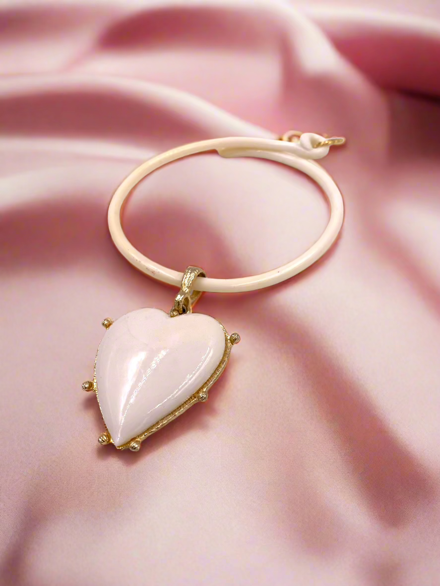 Vintage Enamel Cream Heart Pendant Choker Necklace with Gold Trim